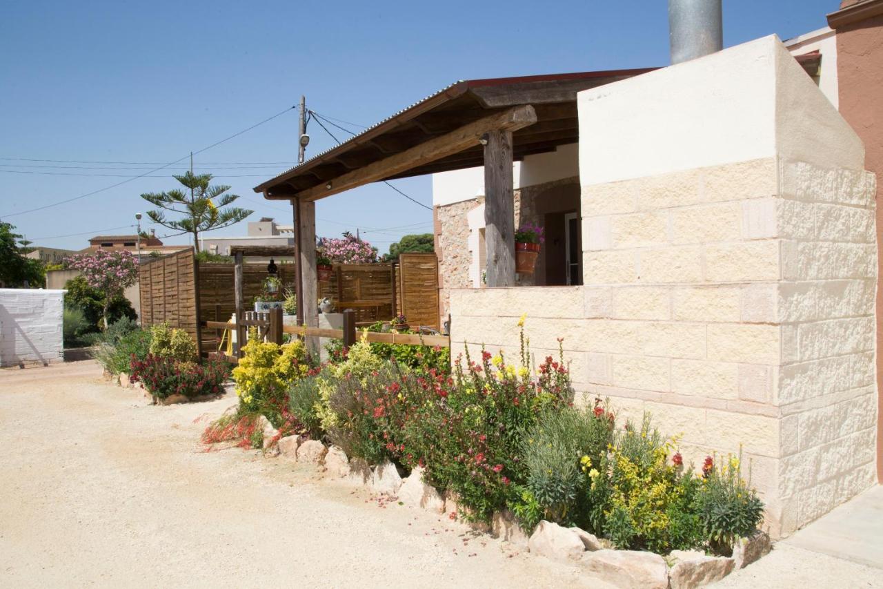 Vila Casa Josep Camarles Exteriér fotografie