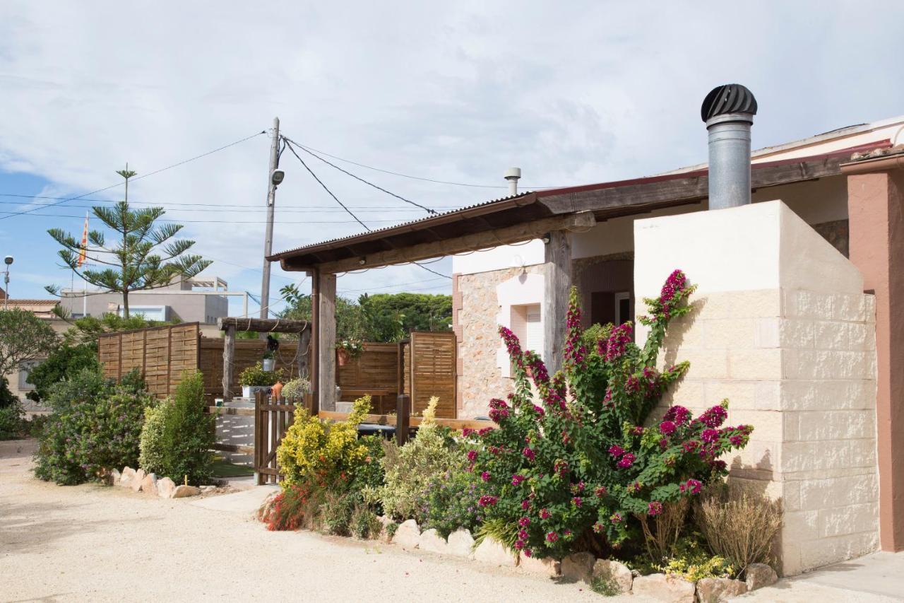 Vila Casa Josep Camarles Exteriér fotografie